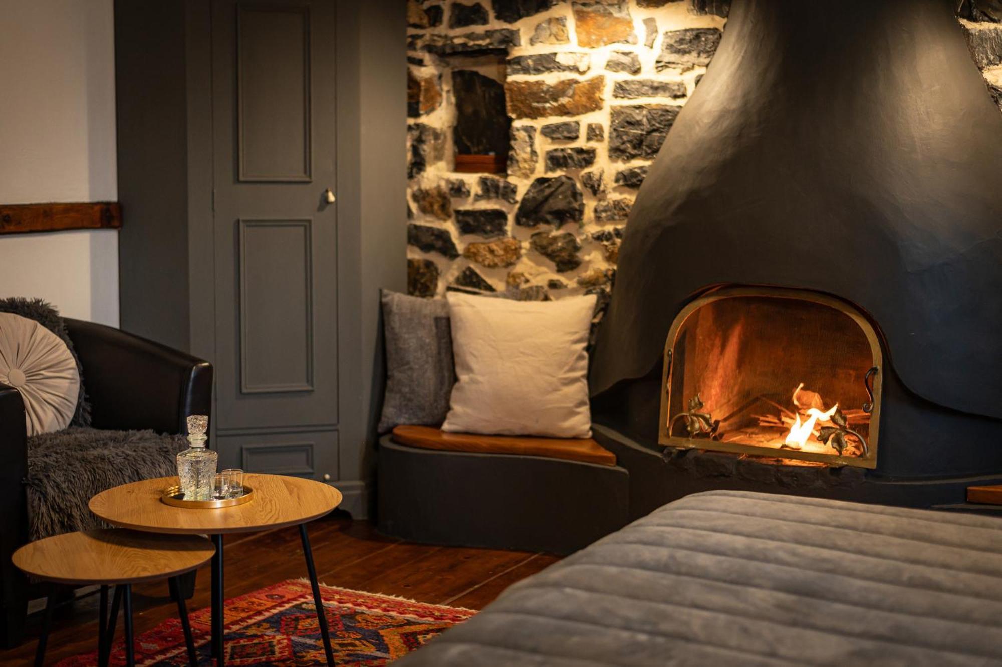 4 Seasons Premium Guest house