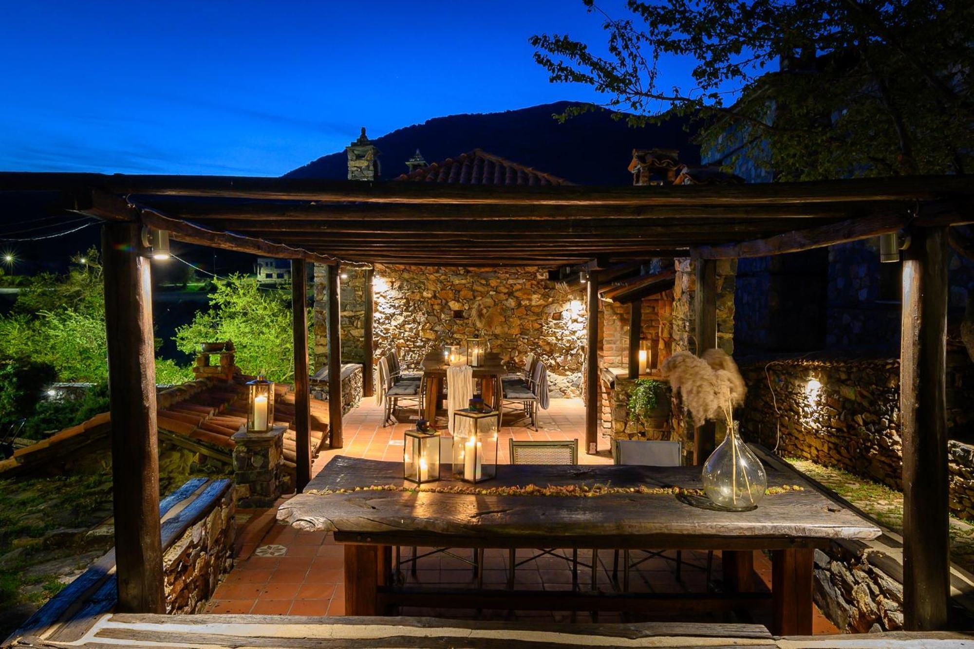 4 Seasons Premium Guest house *